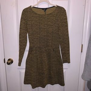 Yellow and Black Pocketed Longsleeve Dress
